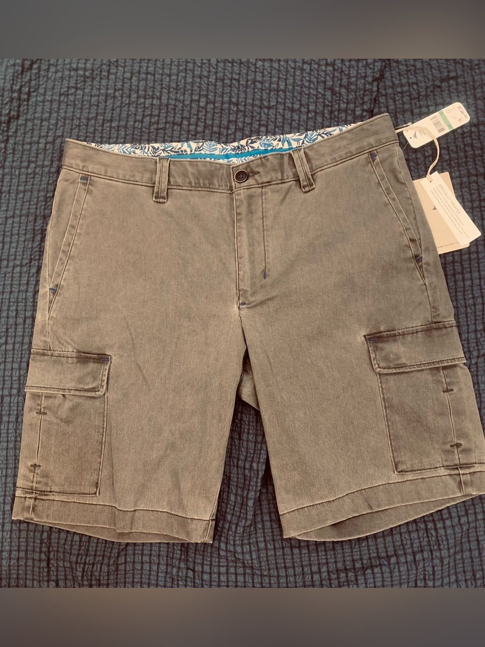 Men's Tommy Bahama Coastal Key Cargo Shorts Cave Gray